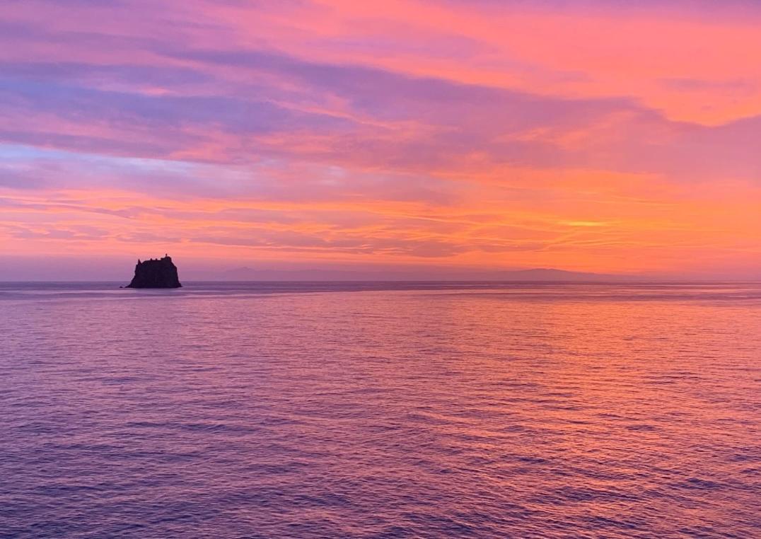 La Mia Valigia A Stromboli Apartment ภายนอก รูปภาพ