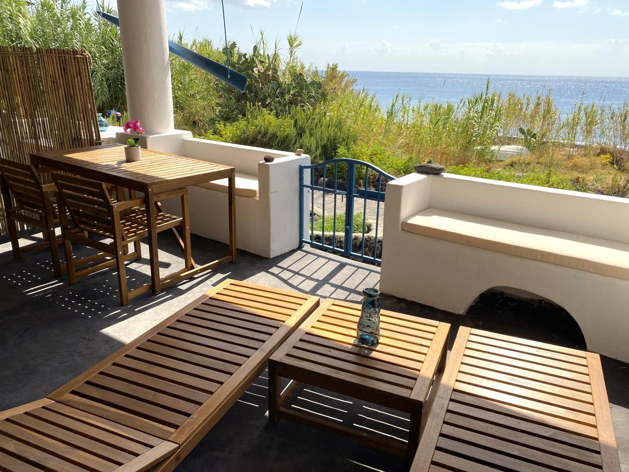 La Mia Valigia A Stromboli Apartment ภายนอก รูปภาพ